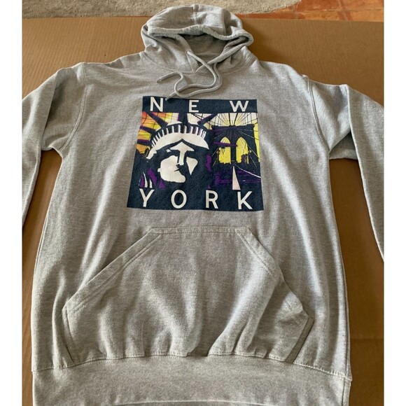 Vintage Point Sports New York City Hoodie Statue of Liberty Sz Medium Art Deco - Picture 3 of 9